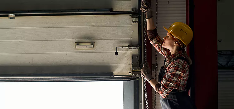 Addressing Common Garage Door Stoppage Issues in Atascocita, TX